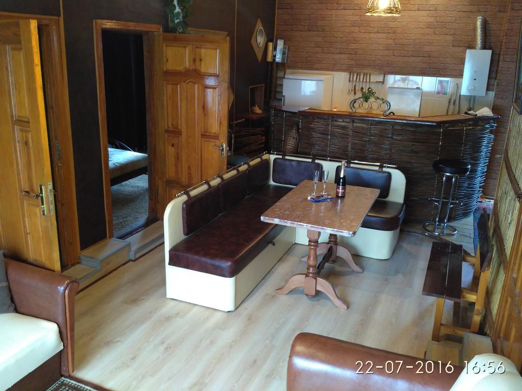 Kitech Guest House Odesa Exterior photo