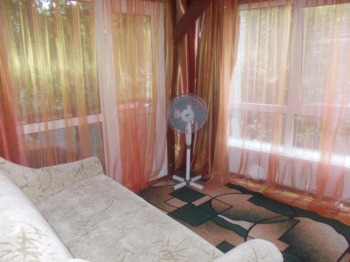 Kitech Guest House Odesa Exterior photo